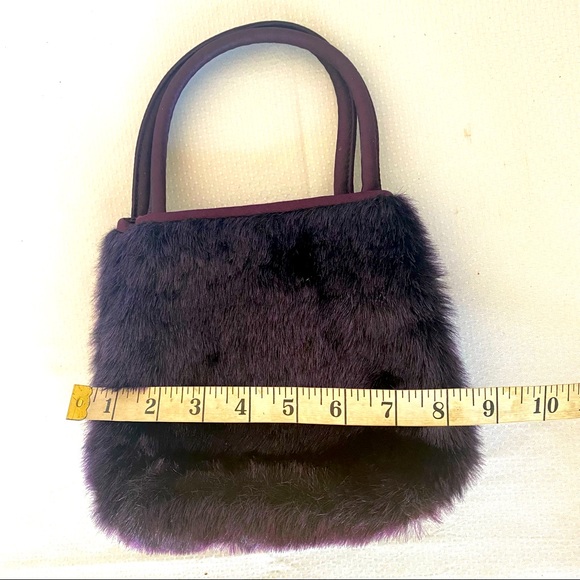 A Party Hand Bag - Picture 5 of 5